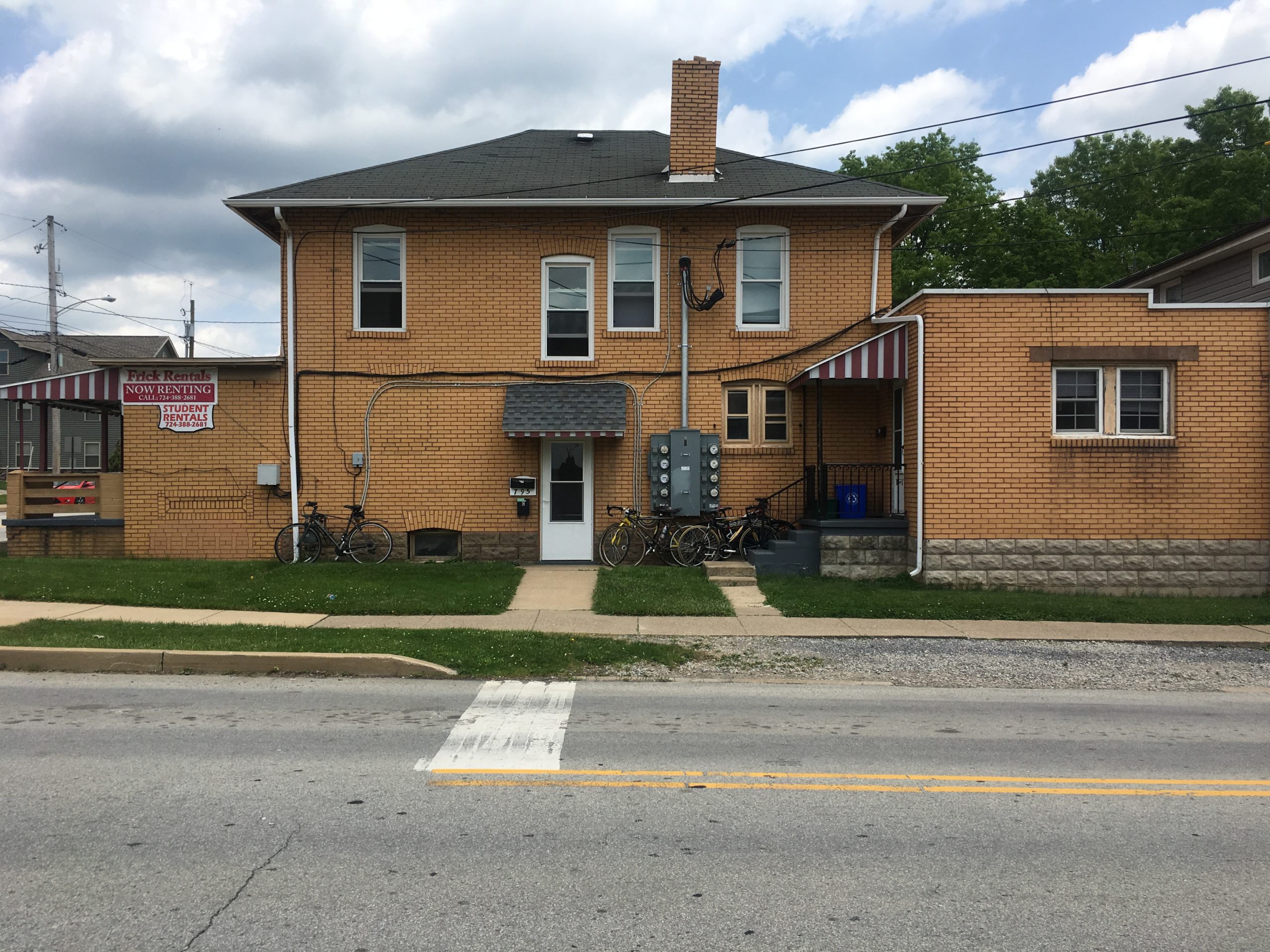 IUP Off Campus Student Housing 793 Maple Street Apt A Indiana PA 15701